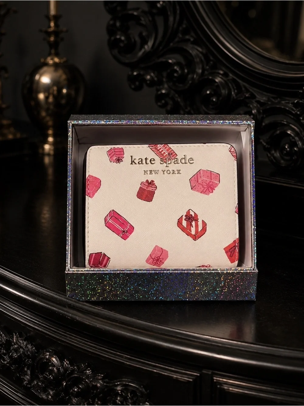 Kate Spade Gift Print Bifold Wallet w/ Box NWT